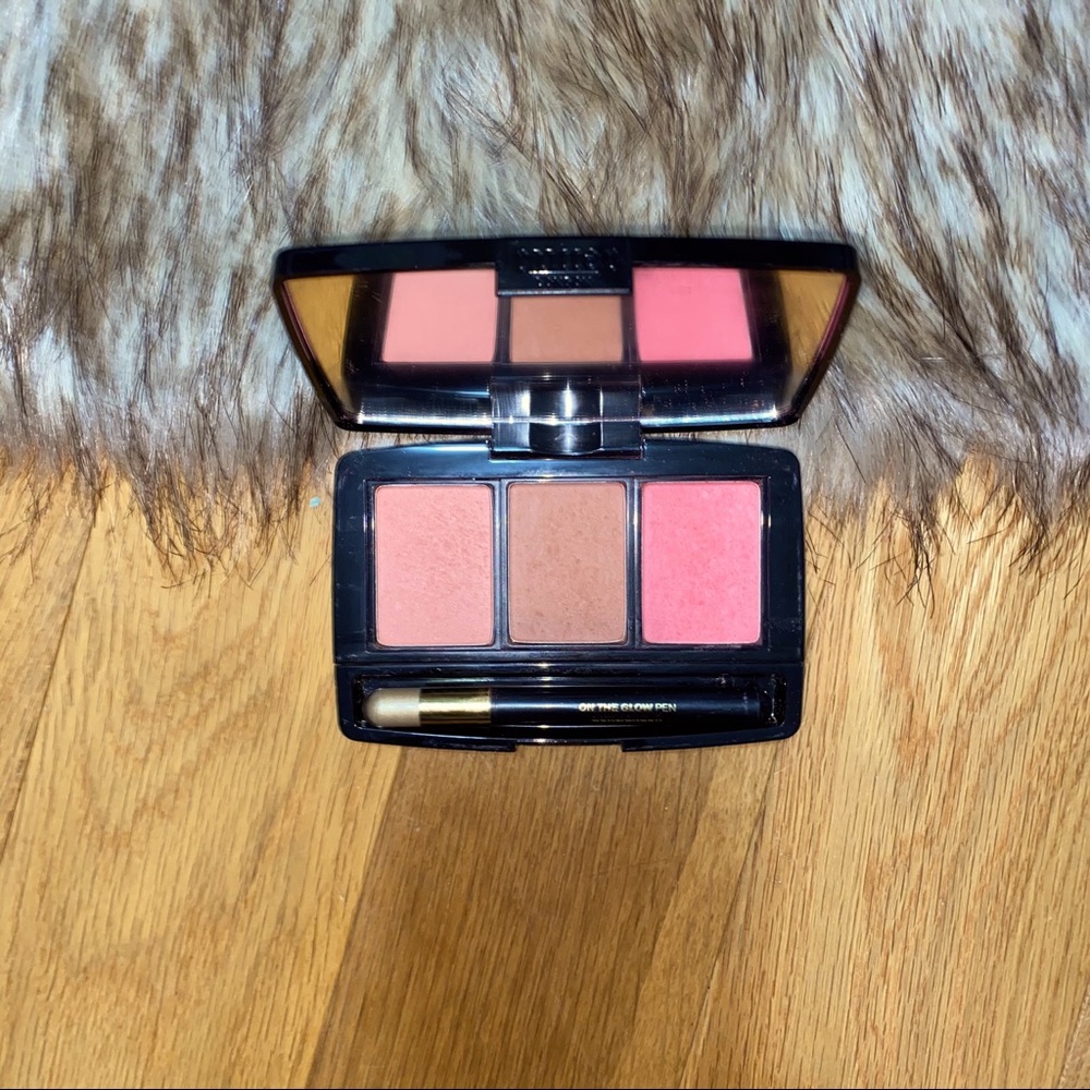 BUTTER cosmetics blush palette